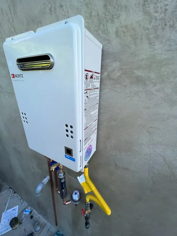 Tankless water heater installation for Fleetwood Park homes